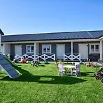 Дом отдыха Comfortable Homes With Terraces, *