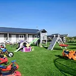Comfortable Homes With Terraces,